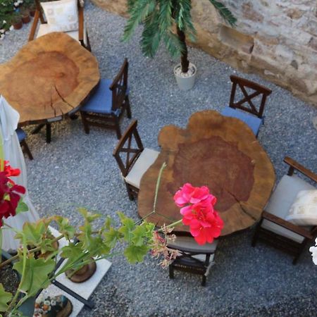 Gizemli Konak Ayvalı Exterior foto