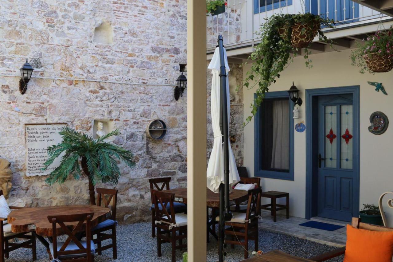 Gizemli Konak Ayvalı Exterior foto