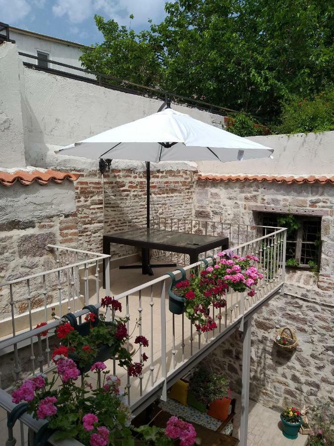 Gizemli Konak Ayvalı Exterior foto